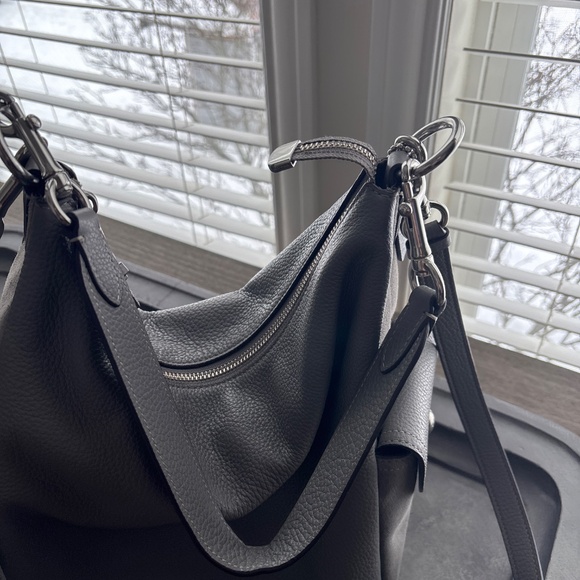 Authentic Coach bag - Picture 3 of 10